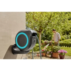 Gardena Wandslangenbox Roll-up 20 Meter Grijs Blauw 13 Gardena Wandslangenbox Roll-up 20 Meter Grijs Blauw -Gamma 123 1363