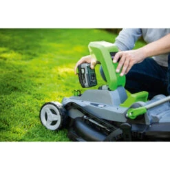 LUX 20V Accu Grasmaaier 33cm Incl. 2 Accu's 4,0Ah + Lader -Gamma 123 1678