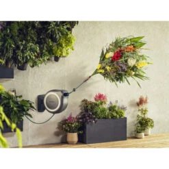 Gardena Wandslangenbox Roll Up 25m Grijs/wit Incl. Tuinspuit -Gamma 123 1702