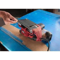 SKIL Bandschuurmachine 7615AB 710W Incl. Schuurraam -Gamma 123 176