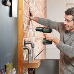 Bosch 18V Klopboormachine UniversalImpact (Incl. 2 Accu's 1.5Ah + Lader) 13 Bosch 18V Klopboormachine UniversalImpact (Incl. 2 Accu's 1.5Ah + Lader) -Gamma 123 184