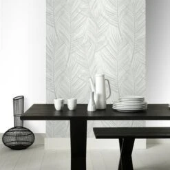 Superfresco Easy Vliesbehang Palm Wit-grijs 105964 -Gamma 123 682