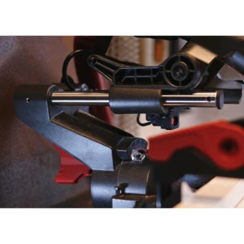 SKIL Afkortzaag / Verstekzaag 216mm Met Trekfunctie En Laser 1310AA 1600W + Snelklem 5 SKIL Afkortzaag / Verstekzaag 216mm Met Trekfunctie En Laser 1310AA 1600W + Snelklem - Afbeelding 3